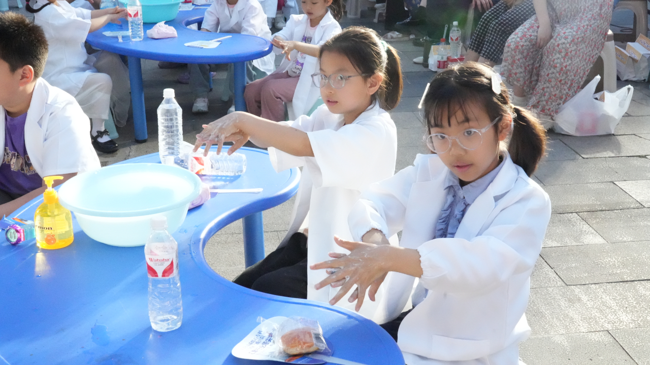 成都保胆医院携手大丰街道高家社区，你们都是最棒的“结石小医生”！(图12)