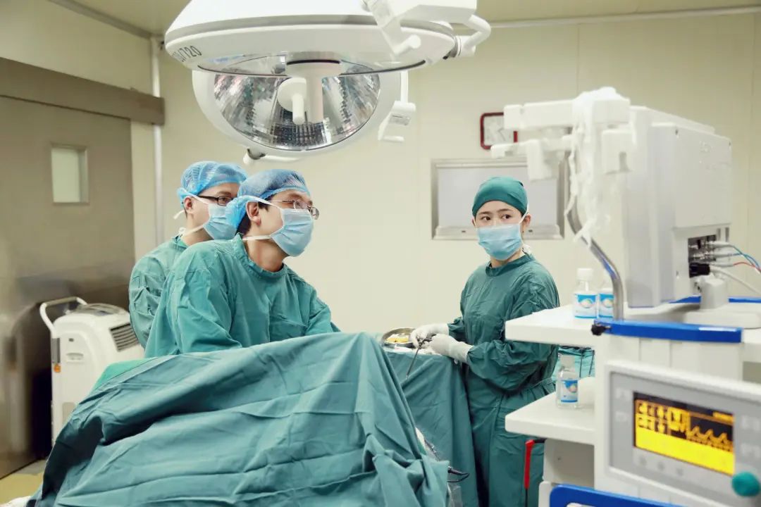 胆结石可以不管吗？四川胆结石医院专家提醒：当心小毛病拖成癌！(图3)