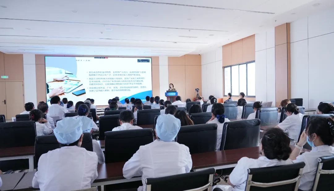 筑牢防控堡垒!四川结石病医院开展“基孔肯雅热”诊疗专项培训(图1) 筑牢防控堡垒!四川结石病医院开展“基孔肯雅热”诊疗专项培训(图1)