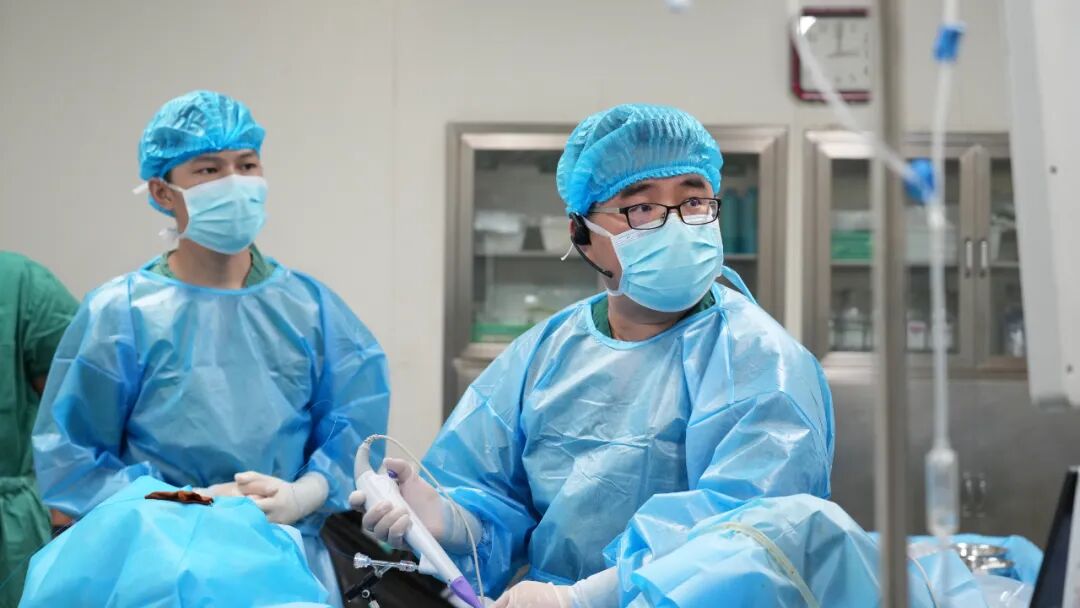 为什么有的人结石不痛,一查却很严重?四川结石病医院泌尿外科孙剑鸿主任详解(图4) 为什么有的人结石不痛,一查却很严重?四川结石病医院泌尿外科孙剑鸿主任详解(图4)