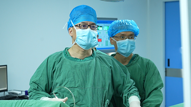 胆好壮壮，人超棒棒：“隐痕保胆”术后，退休教师赠童趣锦旗(图5)