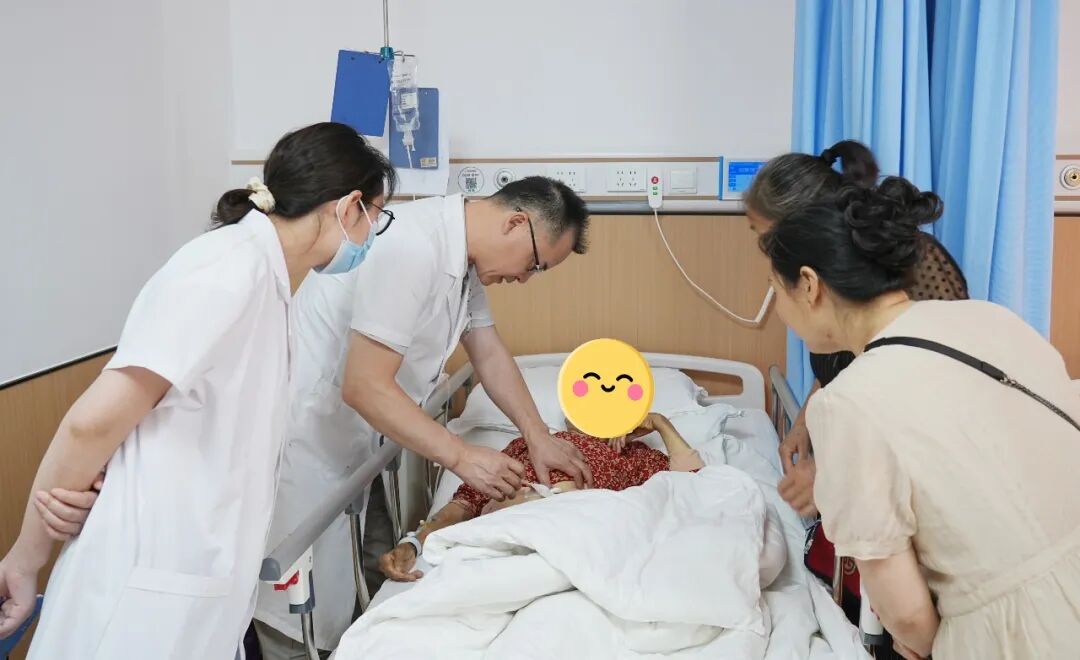 当高龄高危患者遇上胆结石，这场“硬仗”这样打赢【四川结石病医院】(图1)